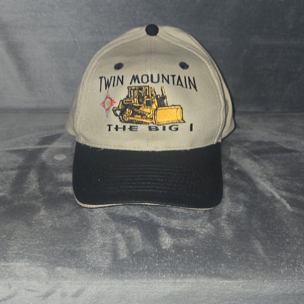 Twin Mountain Beige and Black Men's Cap